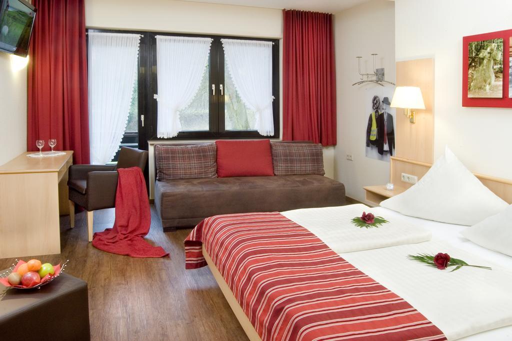 Hotel Hauer Боллендорф Экстерьер фото